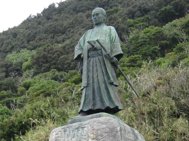 中岡慎太郎像：写真1