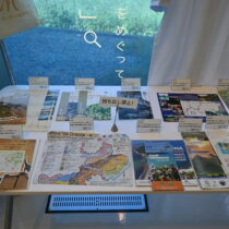 各国のジオパークパンフレット