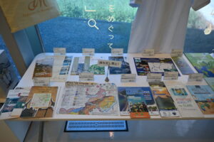 各国のジオパークパンフレット